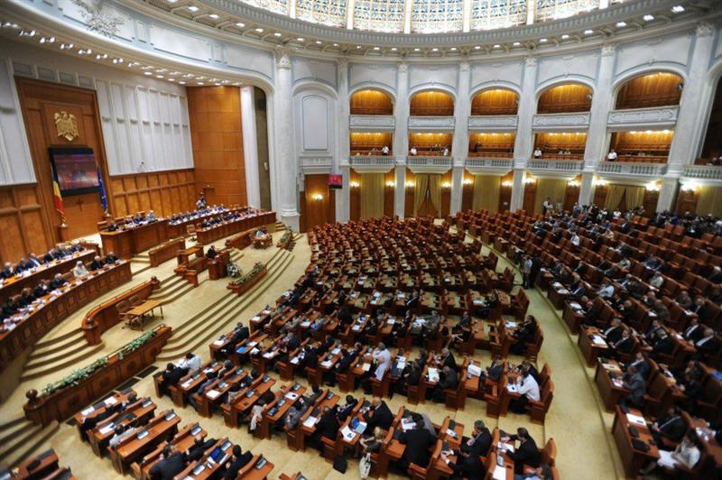 Camera Deputaţilor, convocată în sesiune extraordinară până la sfârşitul lunii ianuarie