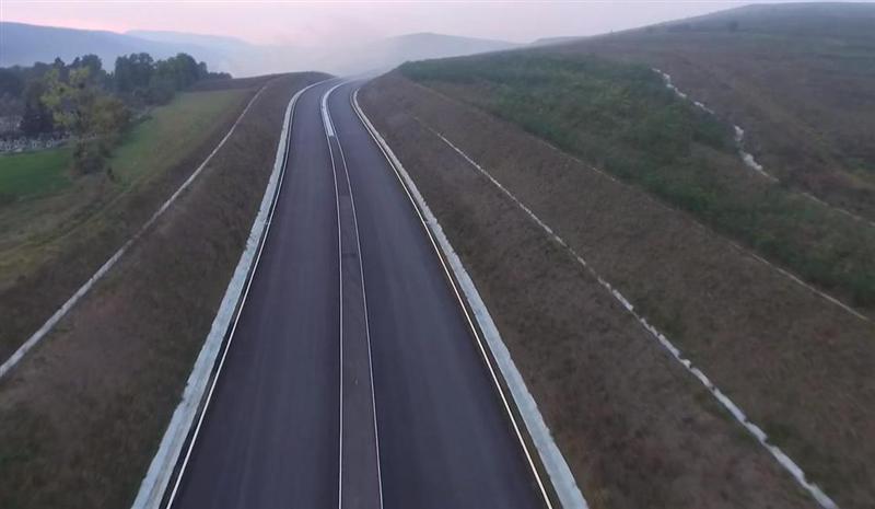 Autostrada Gilău-Nădăşel, gata în 2017. Podul de legătură, tot fără constructor