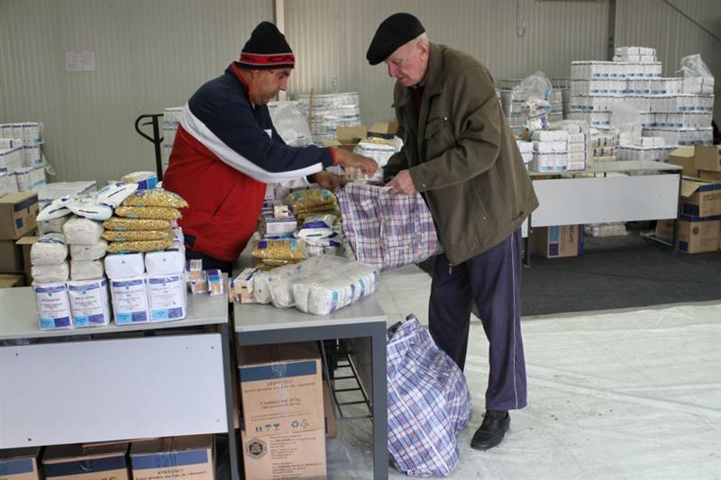 Pachete cu alimente, ajutor de la Primăria Cluj, pot fi ridicate până în 18 ianuarie
