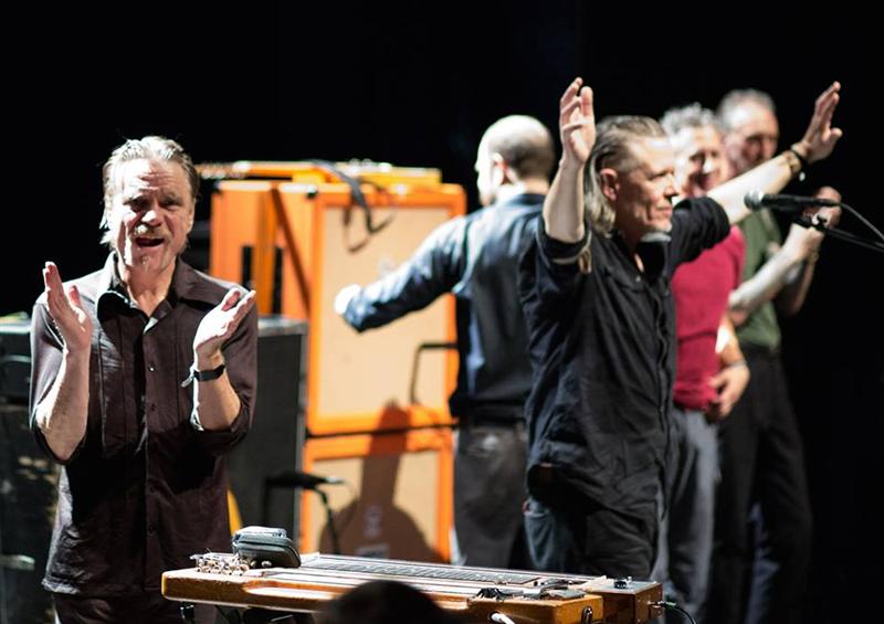 Swans, legenda rock-ului experimental, cântă la Cluj VIDEO