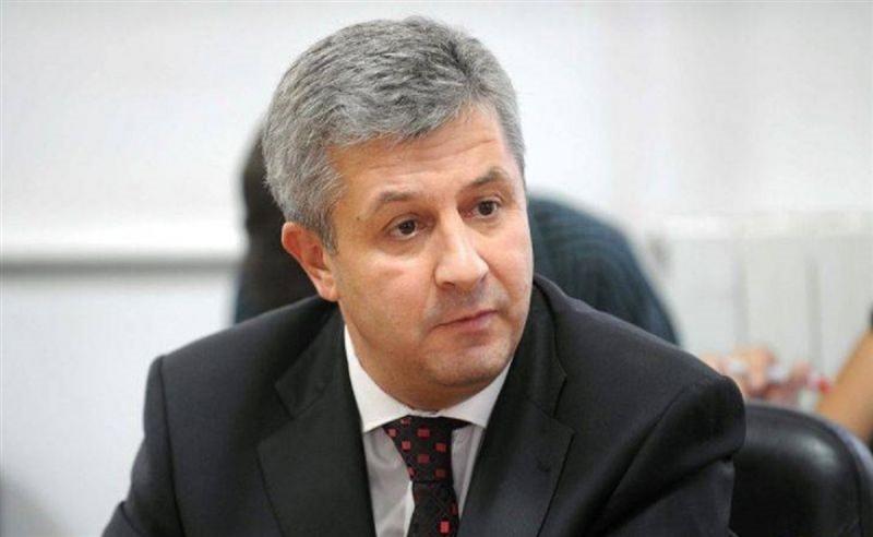 Florin Iordache: 