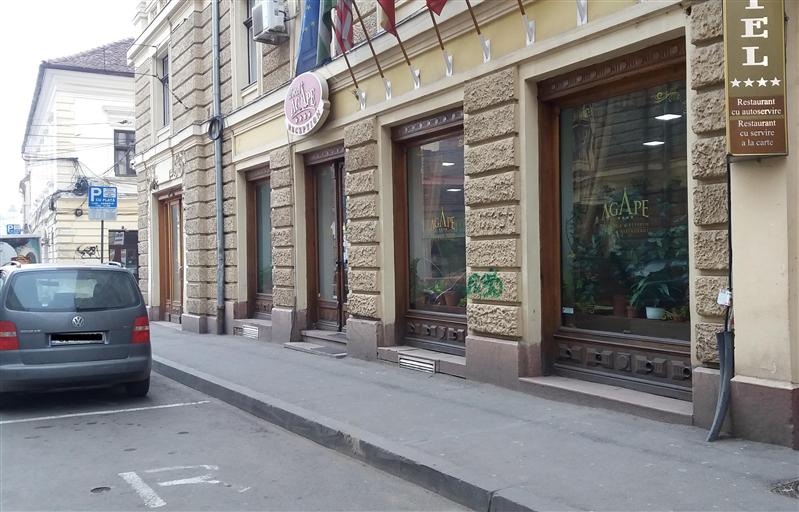 Regula care nu e regulă pentru un hotel din centru. 