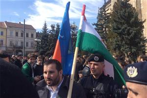 Ce spun jandarmii despre incidentul de la marşul maghiar din Cluj. Patru persoane amendate
