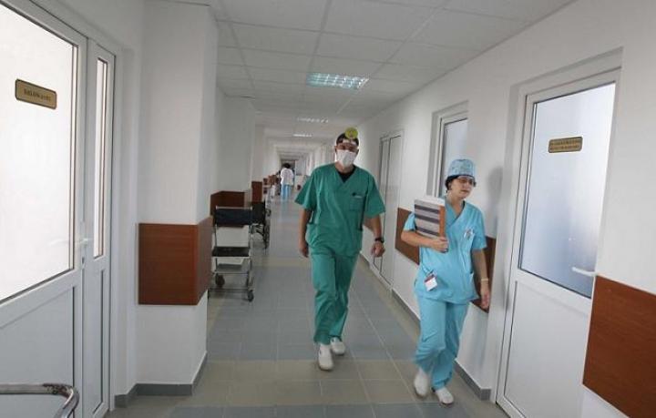 Cluj: Medicii specialiști cer bugetarea screeningului pentru cancer de colon