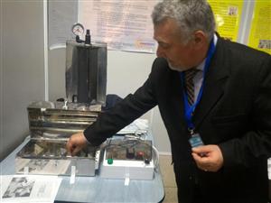 Tun spaţial cu lumină ce topeşte asteroizii la coliziunea cu Pământul, la Salonul de Inventică din Cluj