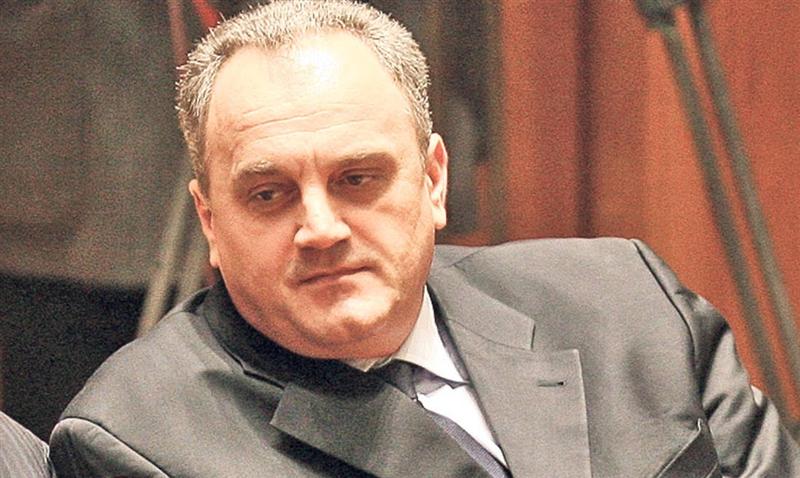 Klaus Iohannis a trimis încuvinţarea de urmărire penală în cazul lui Gabriel Sandu