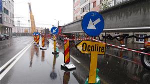Piaţa Mihai Viteazul, ocupată de grinzi FOTO