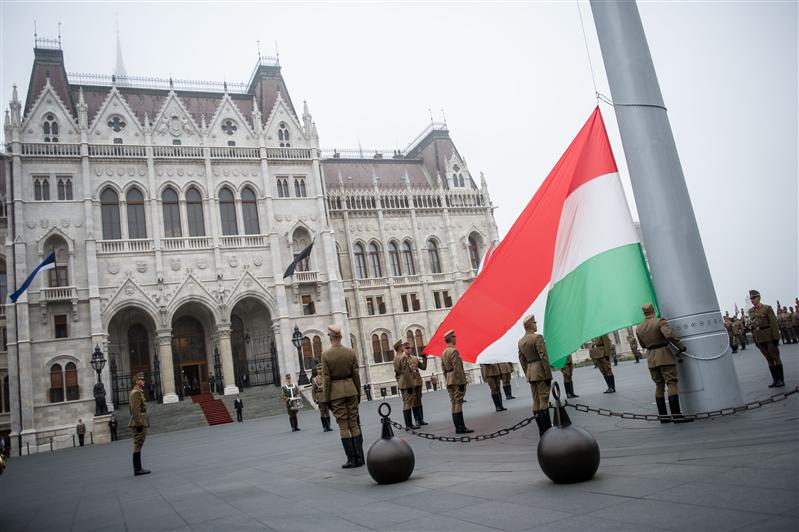 Ungaria neagă că ar conduce un 