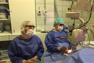 Premieră la Cluj. Operaţii oftalmologie cu monitor special şi ochelari 3D