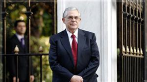 Fostul premier al Greciei Lucas Papademos şi alte două persoane, răniţi grav  în urma unei explozii  în centrul Atenei