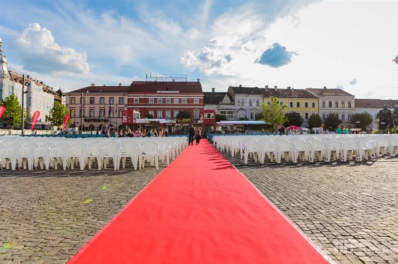 TIFF închide centrul Clujului