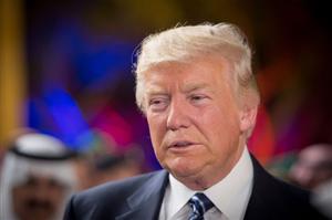 Trump cere restricţii de călătorie mai dure în Statele Unite