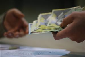 USR vrea să atace Legea salarizării la Curtea Constituţională şi cere demisia ministrului Muncii