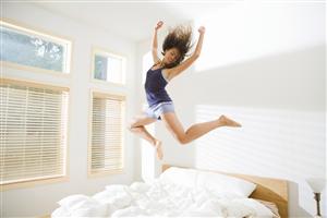 5 MOTIVE pentru care este mai bine să te trezeşti dis de dimineaţă
