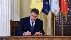 Klaus Iohannis a promulgat legea salarizării