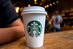 Bacterii fecale găsite în gheaţa băuturilor din mai multe lanţuri de cafenele, printre care şi Starbucks