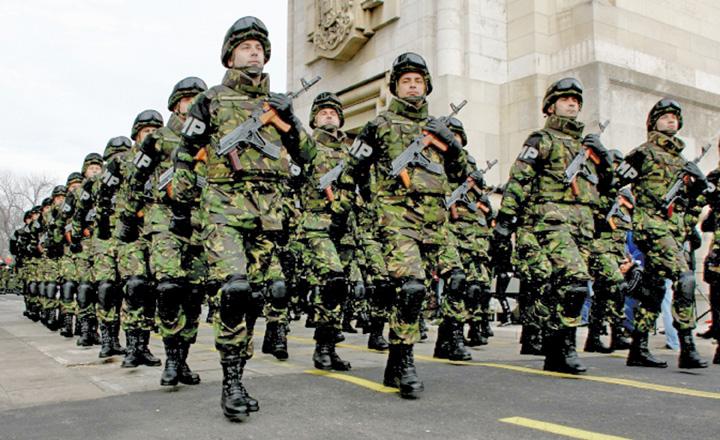 Planul de înzestrare a armatei, retras din CSAT | Iohannis: Documentul a neglijat un aspect important