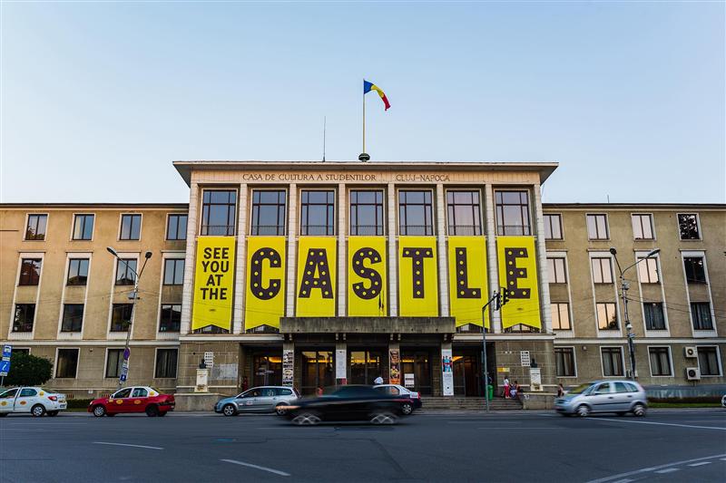 Să sune difuzoarele! Electric Castle 2017 începe cu scandal