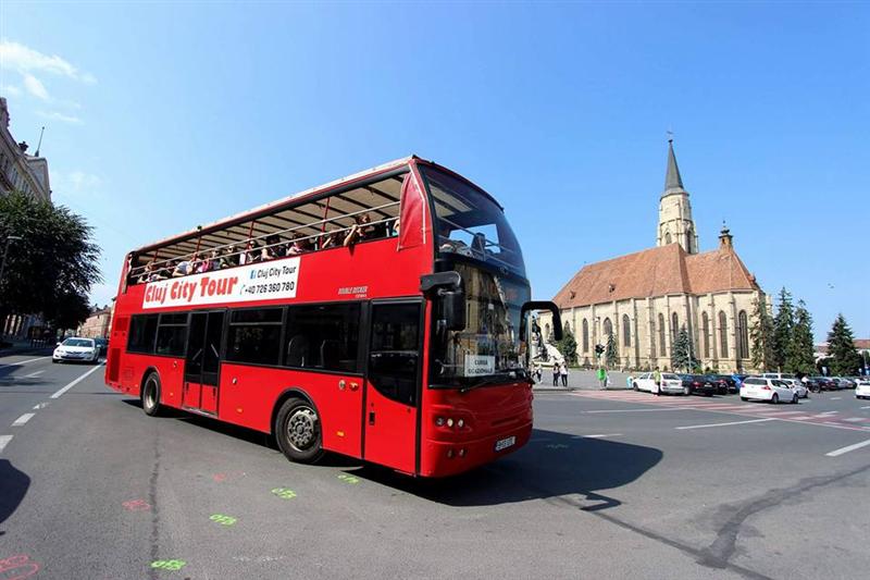 Un an de tururi clujene cu autobuzul decapotabil (P)