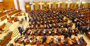 Sesiune extraordinară la Parlament pentru discutarea OUG privind pensiile şi indemnizaţia pentru creşterea copiilor