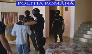 Un italian căutat de 9 ani pentru infracţiuni de crimă organizată, prins la Cluj