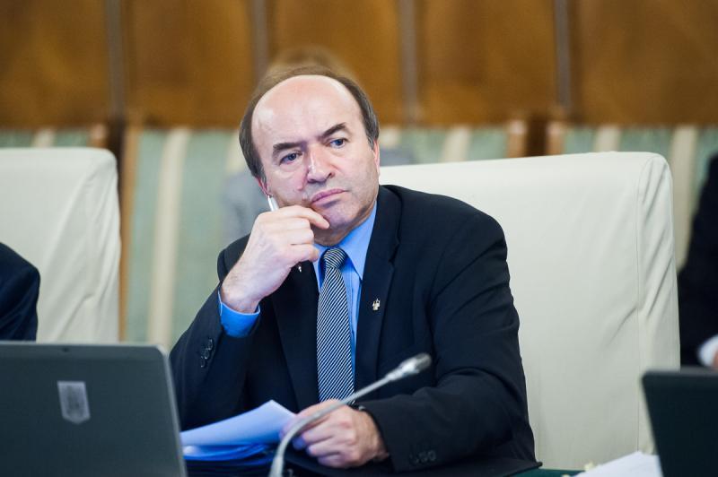 Toader: Trimit proiectul după ce se exprimă toată lumea