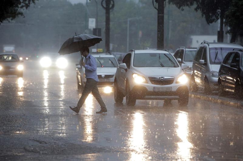 Cod galben de ploi la Cluj. Se răcește vremea