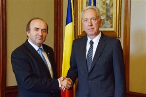 Ambasadorul SUA, întâlnire cu ministrul Justiţiei. Discuţiile s-au purtat la cererea lui Hans Klemm