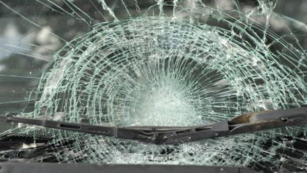 Cinci români au murit şi trei sunt răniţi, în urma unui accident produs lângă Viena