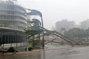 Uraganul Irma. Patru cetăţeni români au fost evacuaţi din calea furtunii, în urma demersurilor MAE