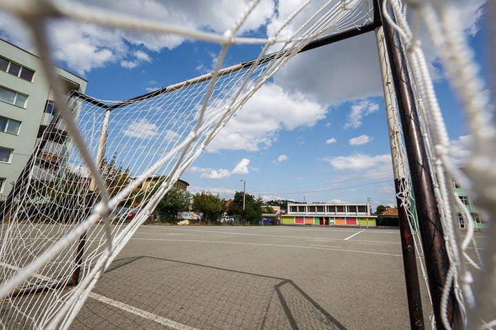 Marea asfaltare a curților școlilor. 20 din 31 sunt gata