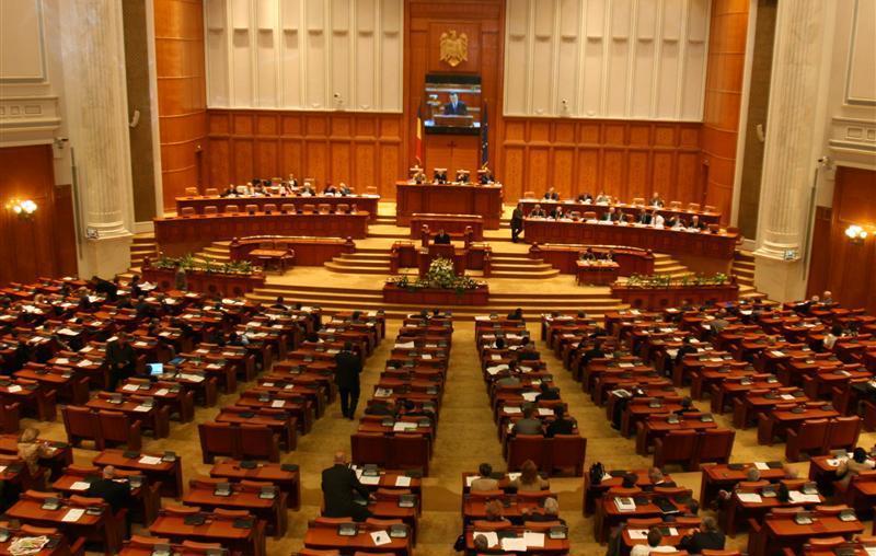 Parlamentul a prelungit activitatea comisiei de anchetă a alegerilor din 2009