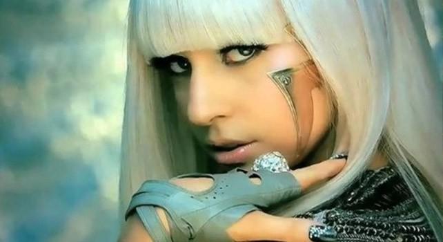 Lady Gaga a vorbit despre boala de care suferă de mai mulți ani