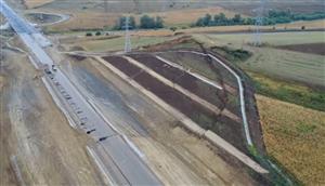 VIDEO cu alunecările de teren de pe Autostrada Sebeş - Turda 