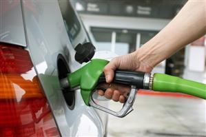 Comisia Buget-Finanţe din Senat a respins majorarea accizelor la carburanţi