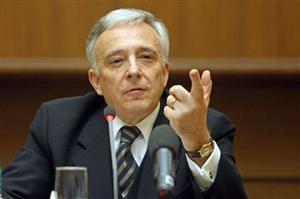 BNR a injectat 9 mld. lei pe piaţa monetară pentru a calma piaţa, dar a decis să menţină dobânda de politică monetară la 1,75%
