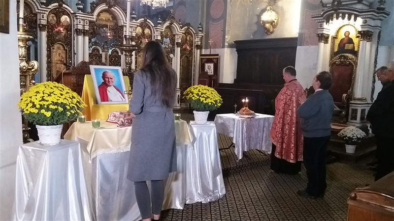 Sângele Papei Ioan Paul al II-lea, în catedrala greco-catolică din Cluj