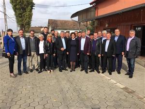 PNL, PSD şi PMP Cluj, mobilizare de forţe pentru alegerile parţiale din judeţ. Trei doamne se bat pentru un post de primar