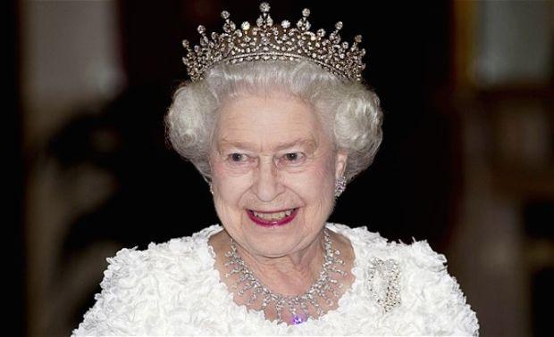 Ce bine e să fii regină! Elisabeta a II-a are propriul ei McDonald’s