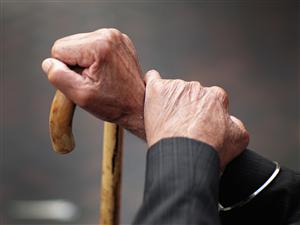 România îmbătrâneşte: Natalitatea, la cote alarmante. Care este vârsta medie a populaţiei