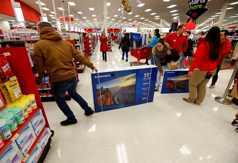 Telefoanele şi televizoarele, cele mai cumpărate de Black Friday