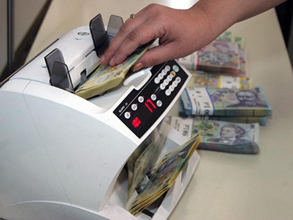Zile negre pentru cei cu credite! ROBOR la 3 luni, din maxim în maxim, trece de 2%