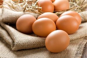 Ouăle se scumpesc cu 4-5% de la o săptămână la alta. Cât costă AZI 