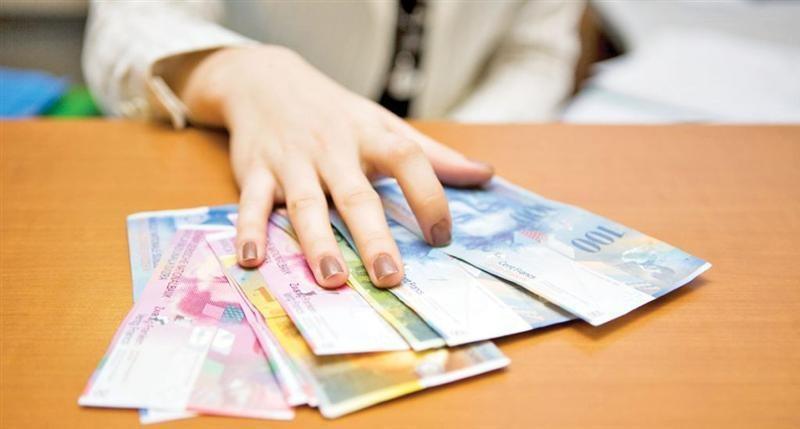 Românii cu credite în lei ar putea scăpa de ROBOR