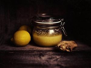 Hrean cu miere: vindecă răceala şi afecţiunile respiratorii + alte beneficii pentru sănătate