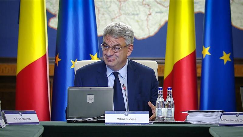 Piaţa muncii, varianta Guvernului. Salarii cu 11% mai mari şi peste 200.000 de noi locuri de muncă