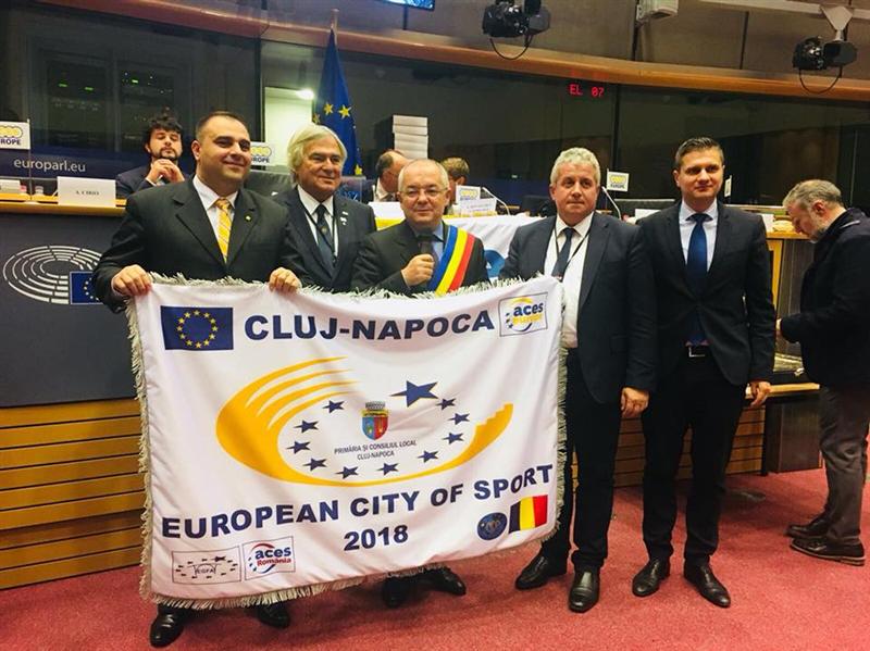 Încă o distincție internațională pentru Cluj. Boc și Tarcea au fost la Bruxelles să primească vestea