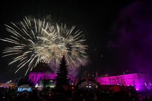 Cine concertează de Revelion la Cluj. Şampanie, lasere şi artificii în Unirii