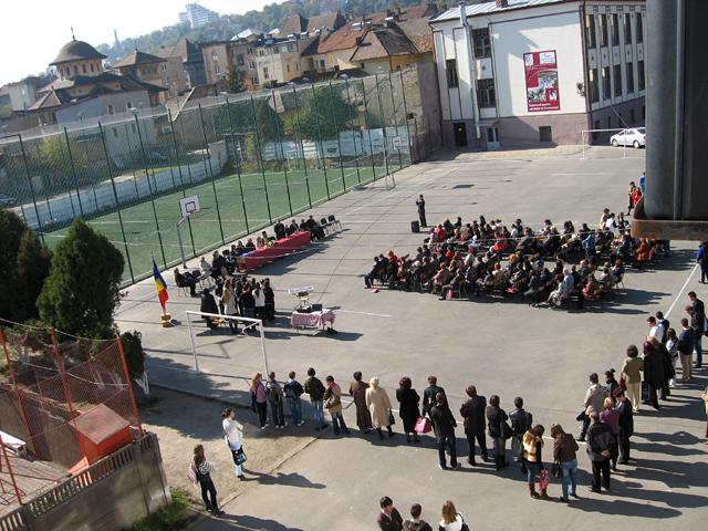 Clujul își ridică trei săli de sport din fonduri europene