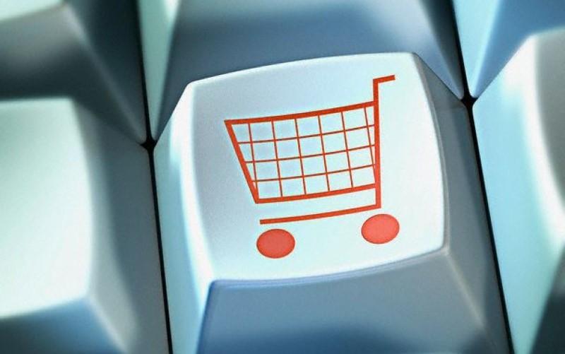 Românii au prins gustul cumpărăturilor online. Aproape 3 miliarde de lei cheltuiți în 2017 prin comerțul electronic